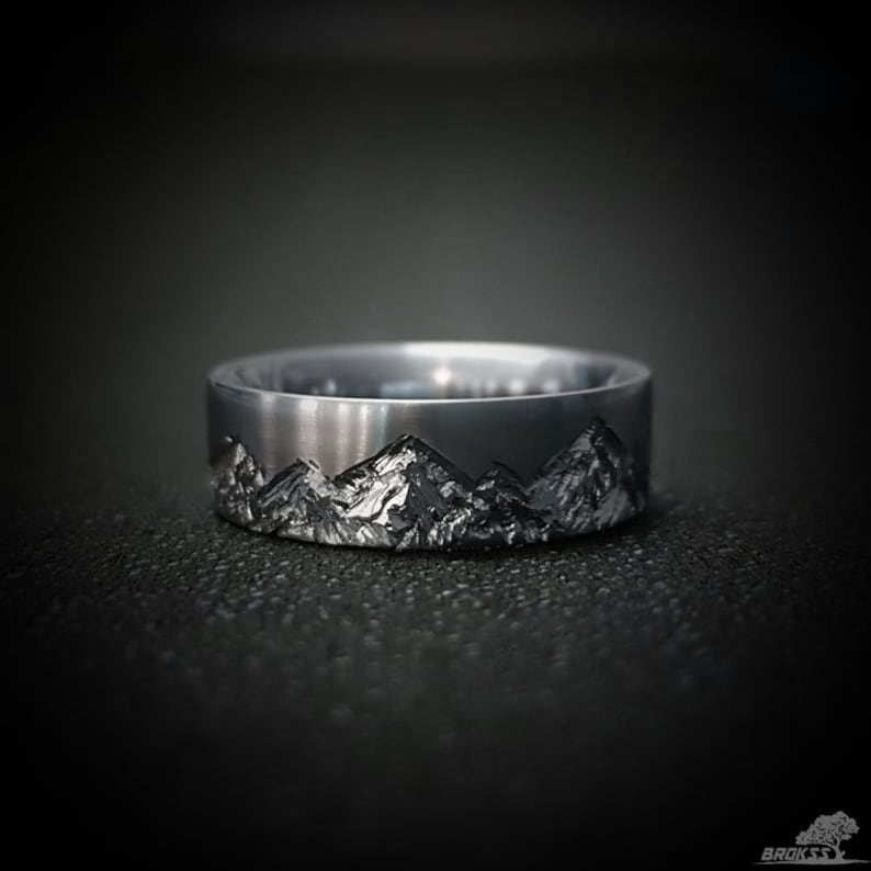 Mountain Range Ring