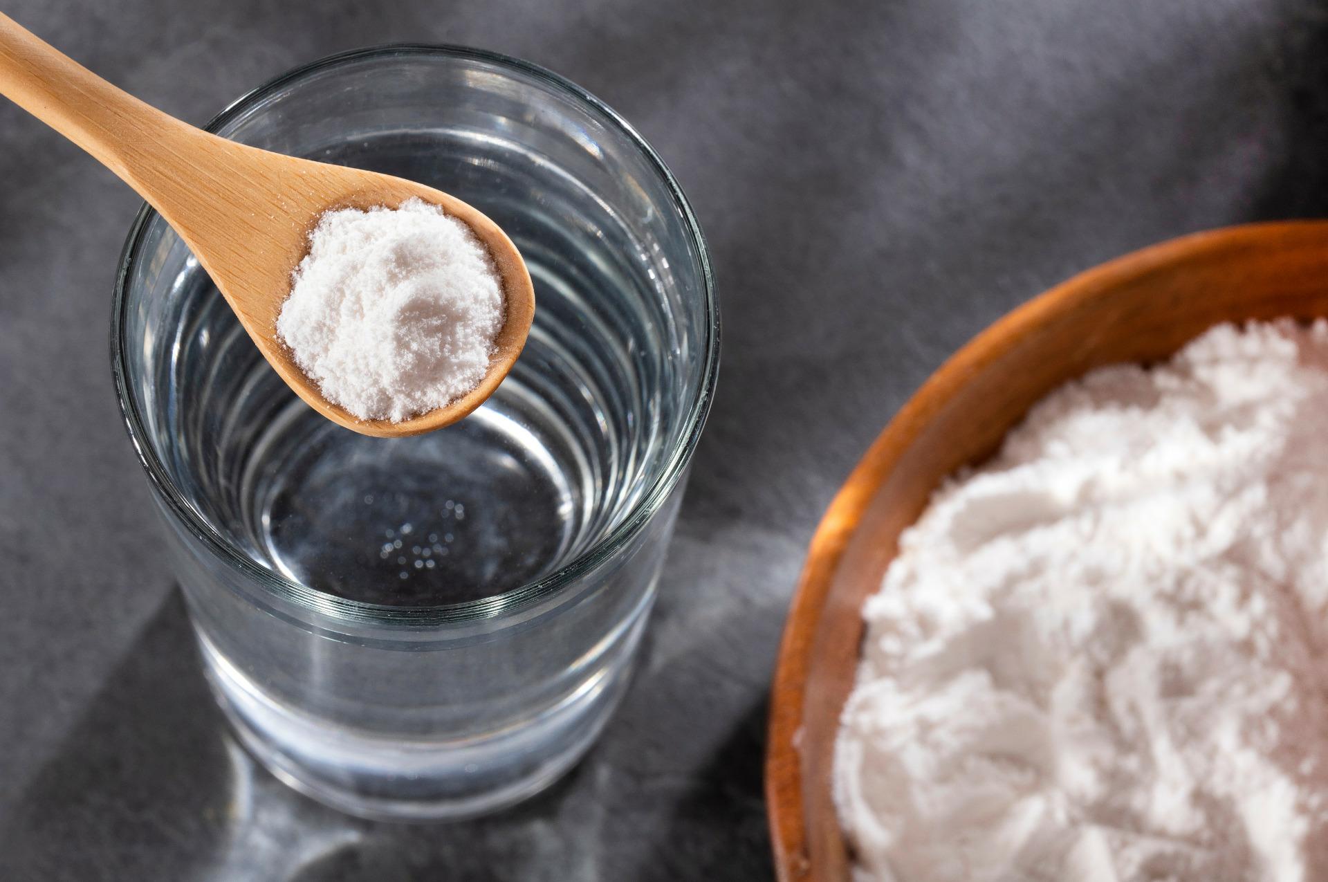 baking soda with water for cleaning silver-plated jewelry