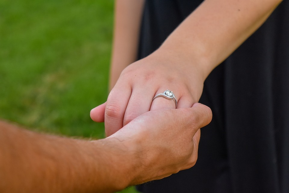 conflict free diamond engagement ring
